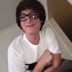 Meet your Posher, Ethan